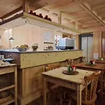 Hotel apartamentowy Weissthor 3*