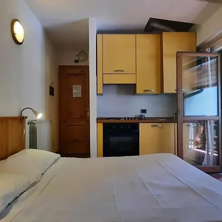 Aparthotel Weissthor 3*