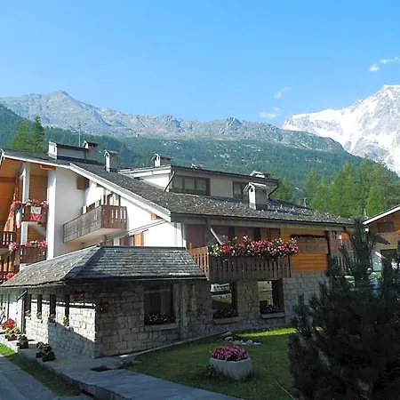 Weissthor Aparthotel