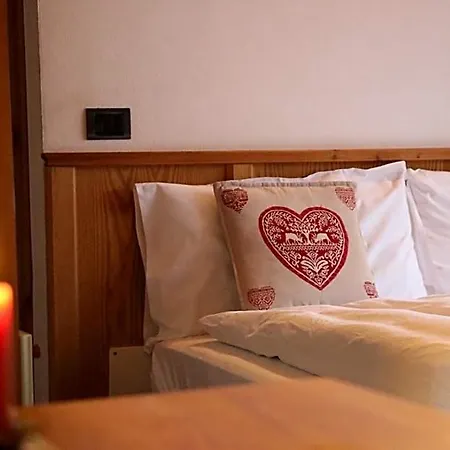 Weissthor Aparthotel Macugnaga