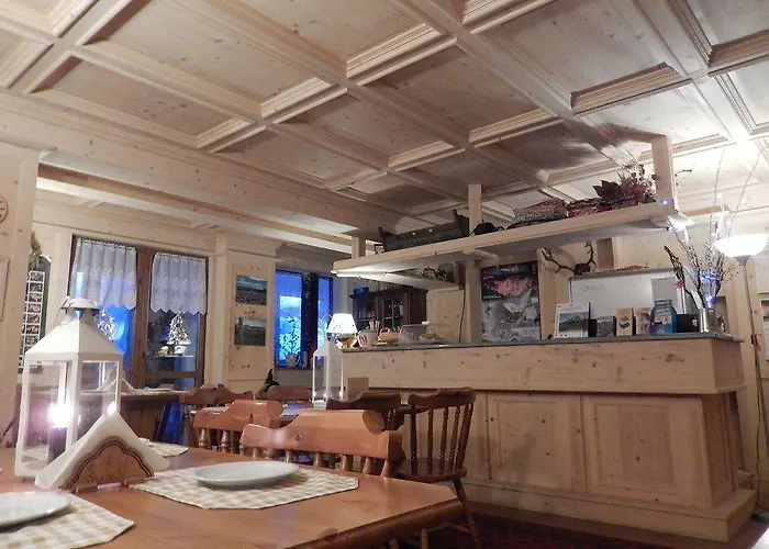 维斯舍尔酒店 3*